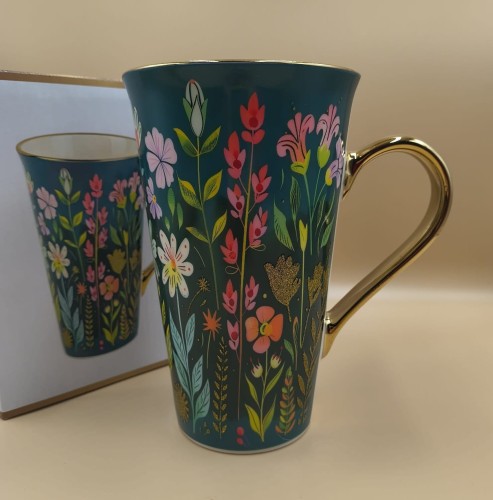 Kubek porcelanowy 700 ml – kwiatowa eksplozja kolorów ze złotym akcentem